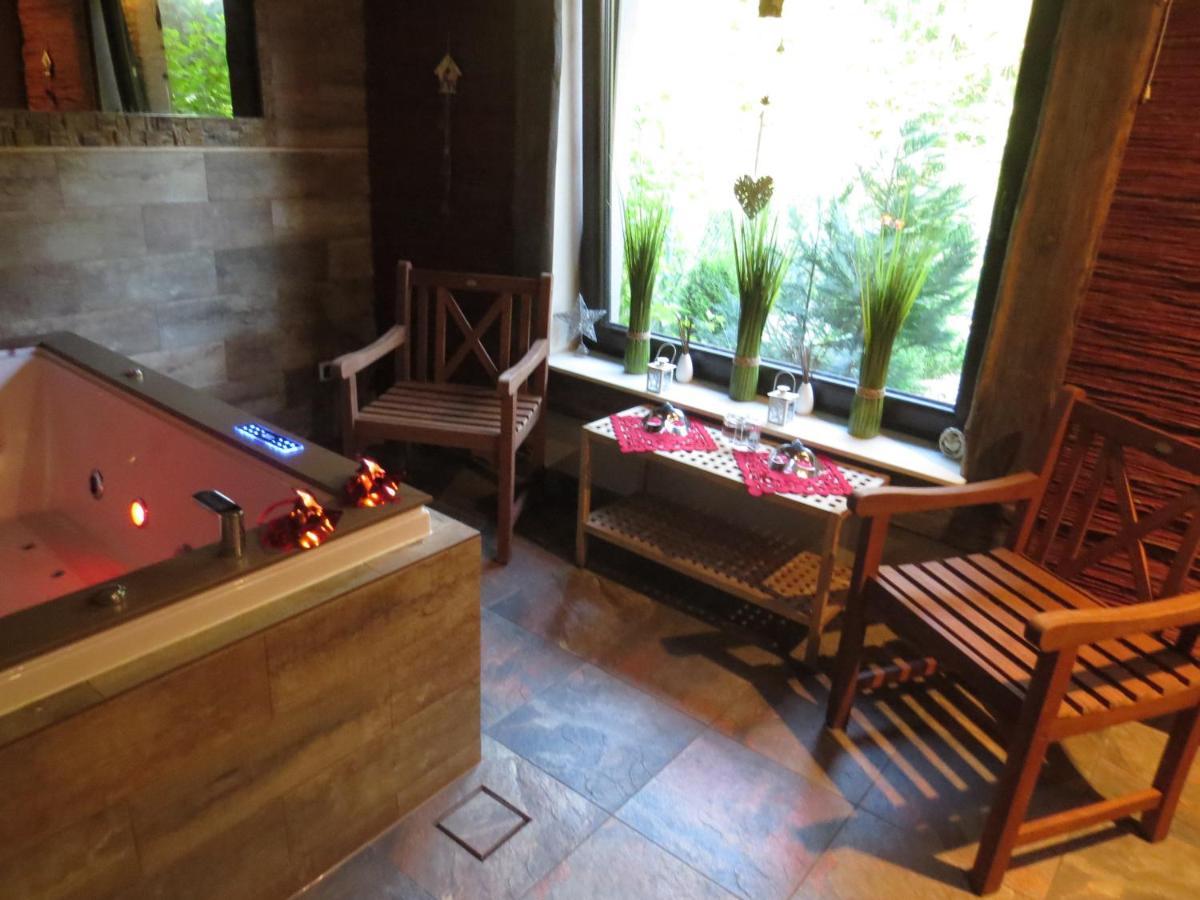 Cudodomek Spa W Mrozach Wielkich Kolo Elku Eksteriør billede